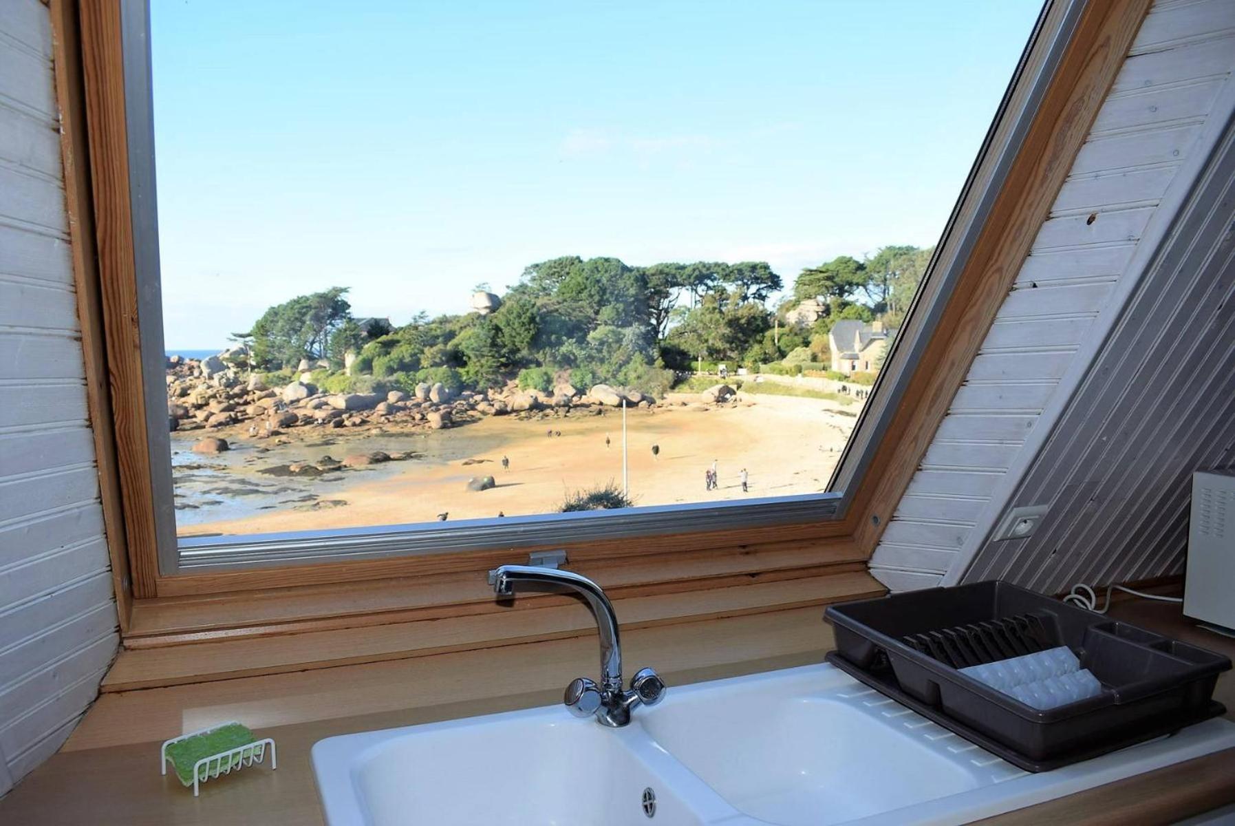 Appartement 5 Pers Sur La A Ploumanac'h, Vue A - Ref 897 Perros-Guirec